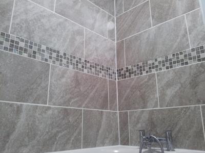 Brick Bond Pattern Bathroom Tiling and Mosaic Border. Boldre, Lymington.