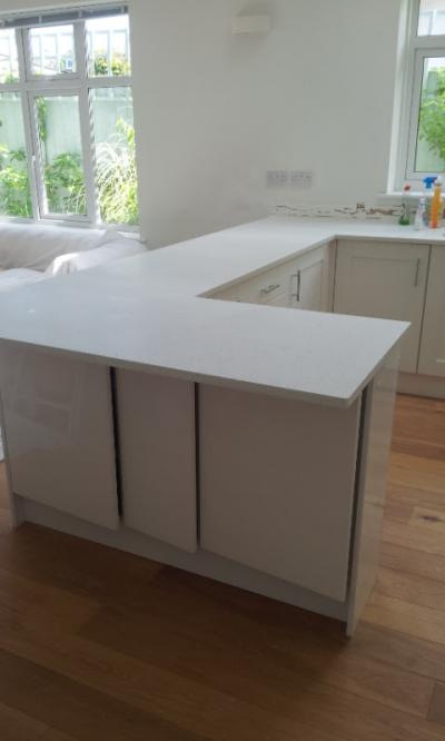 Custom Breakfast / DiningBar